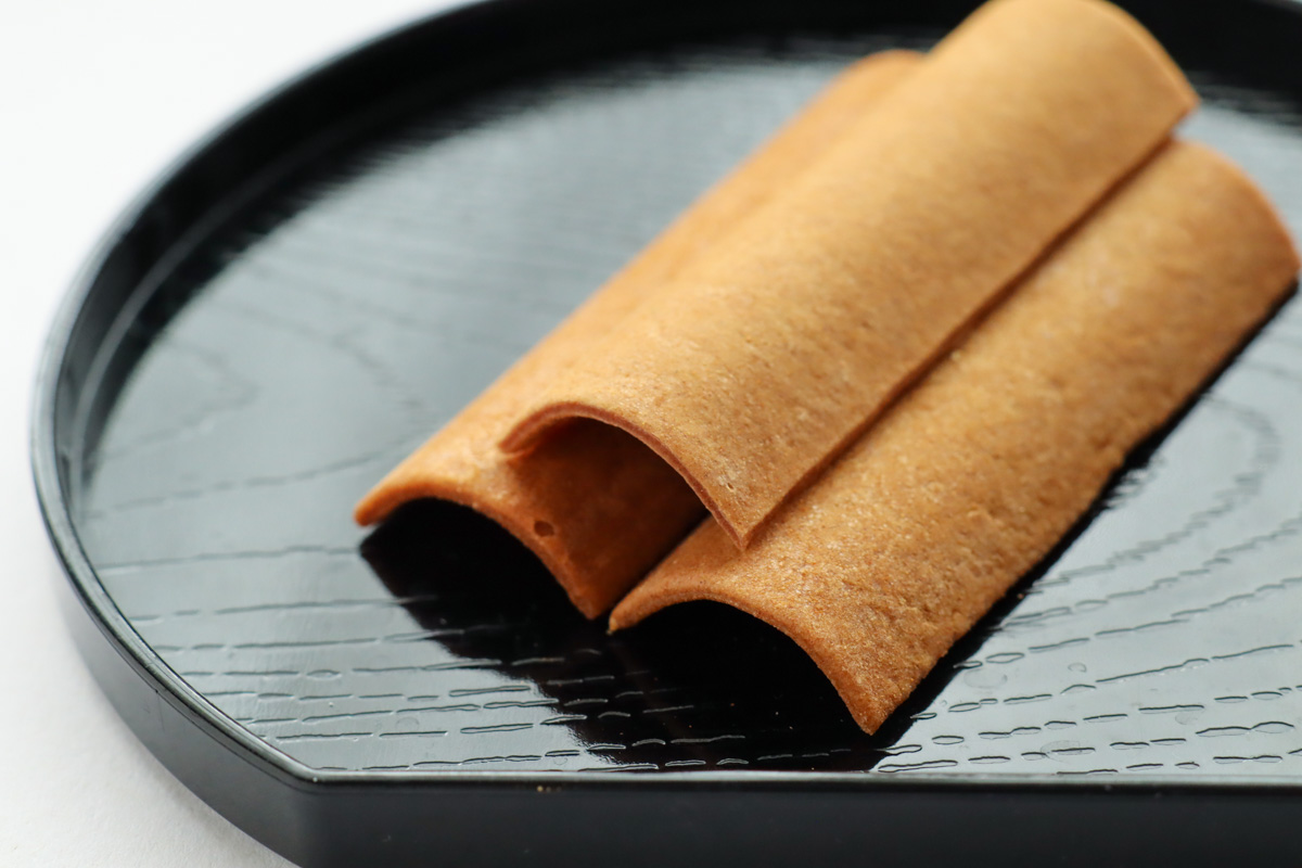 八ッ橋はどんなお菓子?歴史から最新の八ッ橋まで紹介 やつはしの森